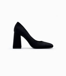 Leather heel shoes