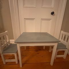 Free kids table and chairs