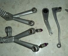 triumph 955i parts