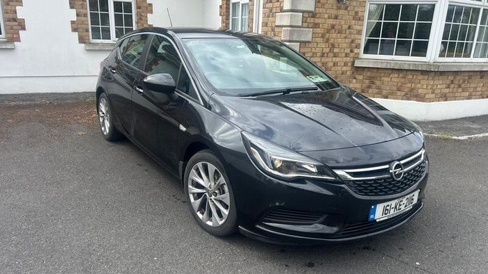 2016 Opel Astra 1.6 CDTi  1 Owner from New