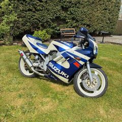 Suzuki GSXR 400, 1988