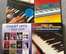 Keyboard music book bundle