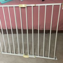 2 lindam baby gates 10 each
