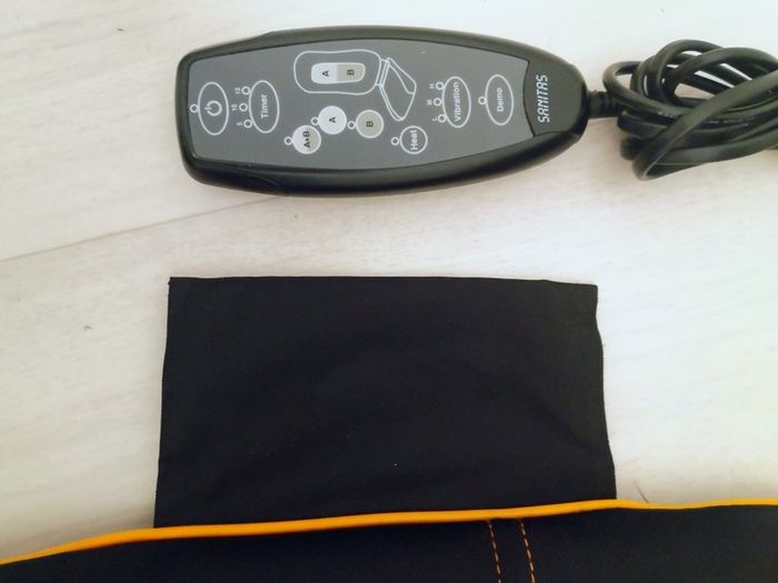 Massage Chair. SHIATSU Massage Mat Sanitas, LIKE NEW, Massager, Massage chair with heat.