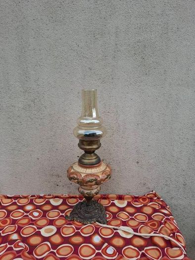Vintage electric lamp postage possible