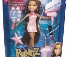 New - Bratz Crystalicious deluxe doll