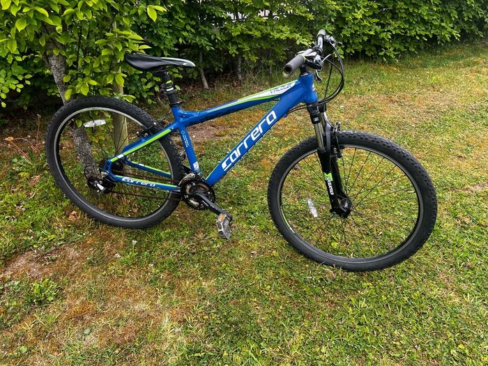 CARRERA VALOUR Mountian bike ( Fully serviced )