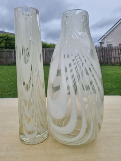 The vases are Finnish art glass by Oy Kumela
