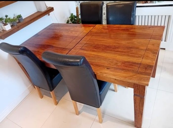 4 dining chairs