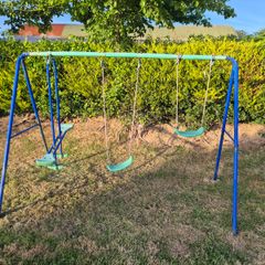 Free Swing set