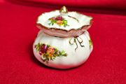 Royal Albert Old Country Roses Dorothy pot