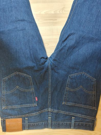 Levis Jeans