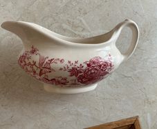 Jardiniere tableware
