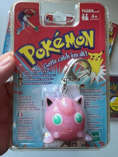 Pokemon 1999 Official Nintendo key rings by Tiger Electronics