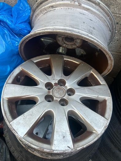 Set of alloys for 2007-2009 avensis