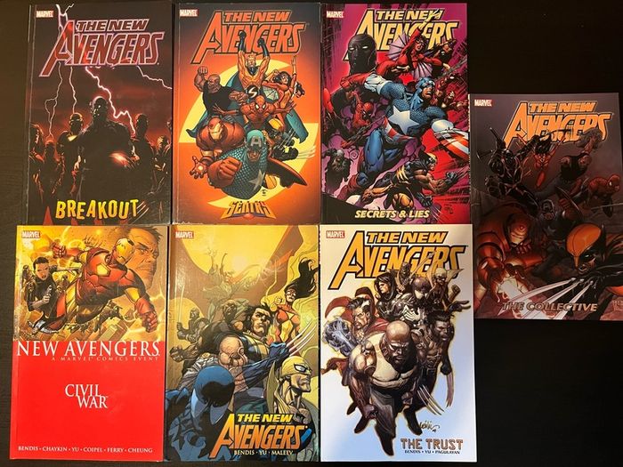 Assorted Marvel trade paperbacks