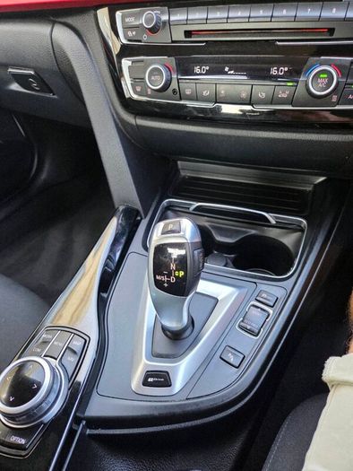 BMW 330e plug in hybrid
