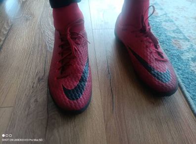 Football shoes