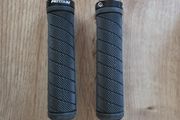 Handlebar Grips