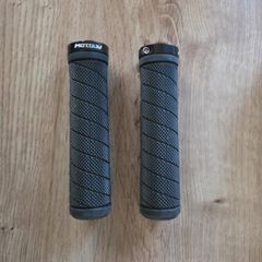 Handlebar Grips