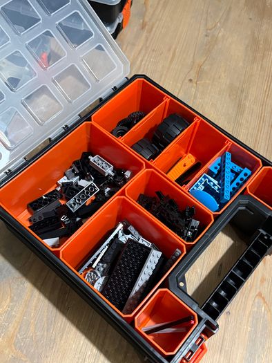 Lego - 17101 - BOOST Creative Toolbox