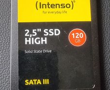Intenso High 2.5" 120 GB Serial ATA III TLC