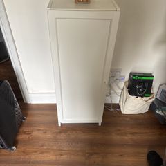 White cabinet