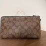 Coach large wallet/wristlet monogram Image 2