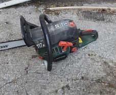 chainsaw