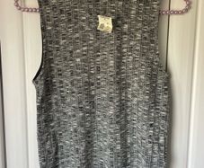 top Bnwt Aeropostale size medium turtle neck sleeveless top
