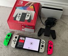 Nintedo Switch Oled - White