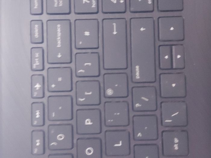 HP 15.6 inch Laptop, Model 15-bw066sa, AMD A6-9220 Radeon R4, 5 Compute Cores 2C + 3G, 2.5GHz, 4GB Ram, 1 Terrabyte HDD,Windows 10, Microsoft Edge, Chrome and VLC