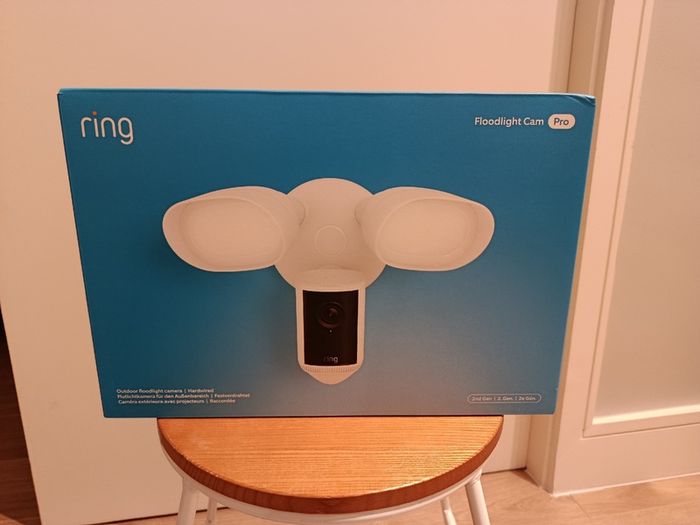 Ring Floodlight Cam pro Camera