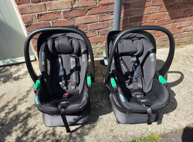 2 Baby Car seats - offer your price