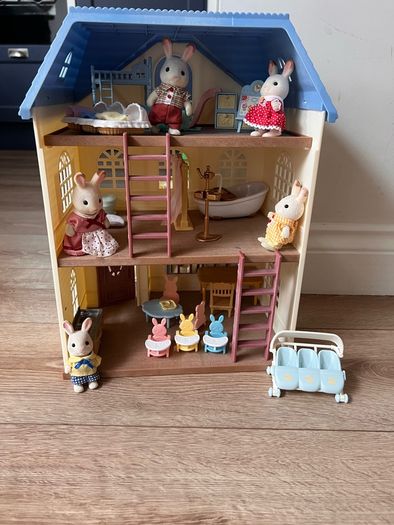 Sylvanian 3 Storey House