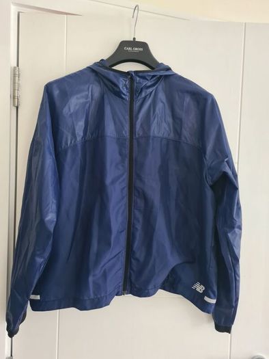 light runnig jacket New Balance