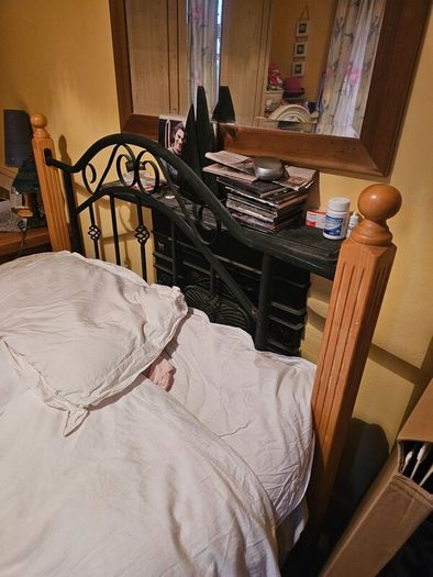 Bed.