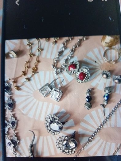 necklace, rings,bracelets, 30 Eur if u take All.There is lot..they Are used.