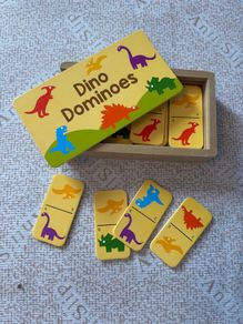 Dino dominoes