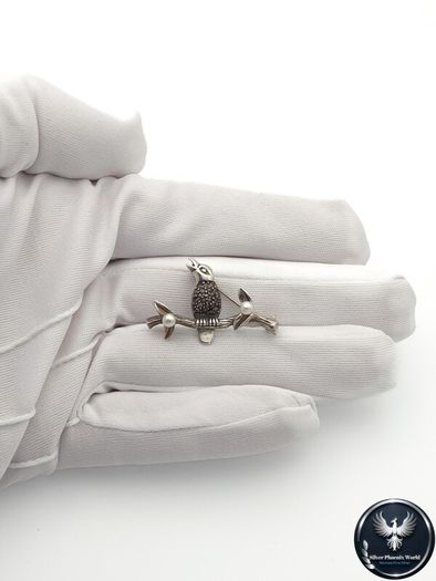 Vintage 925 Sterling Silver Marcasite & Cultured Pearls Singing Bird Brooch