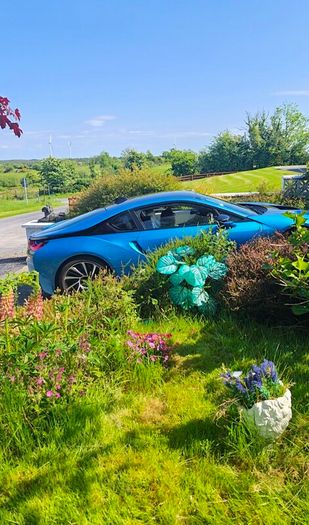 Rare Protonic blue I8 Future Classic