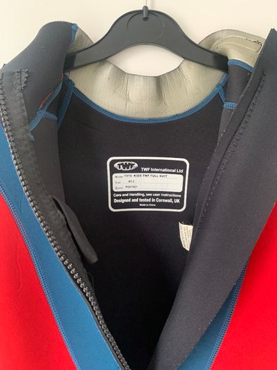 Wetsuit