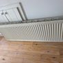 130cm white radiator with brackets Image 2