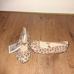 Trendy Brand New Leather H&M shoes size 10
