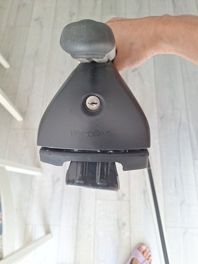 Roof bars kit for Toyota Yaris Nordrive