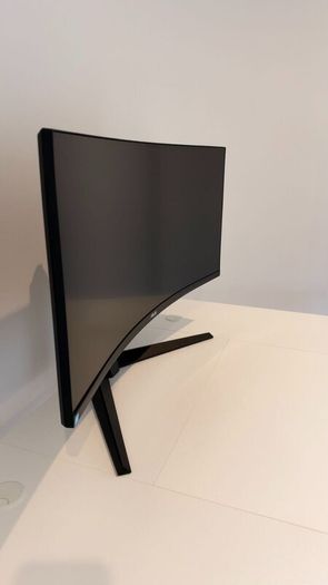 ASUS TUF Gaming 34 Curved Ultrawide Monitor  100