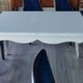Extendable solid dining table Image 2