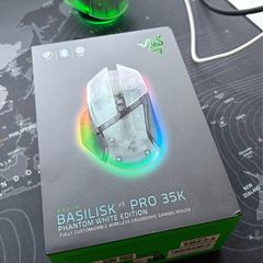 Razer Basilisk V3 Pro 35K Phantom White