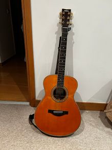 Yamaha LS-TA TransAcoustic Guitar - Excellent Condition