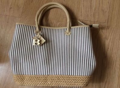 3 BULGGI Handbags For 20 Euro